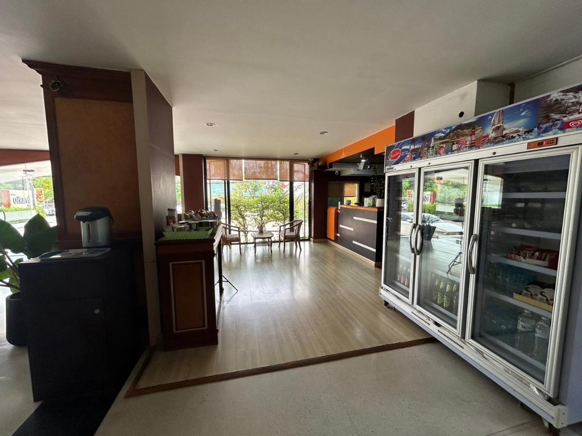 Bordin Hotel 우본라차타니 외부 사진