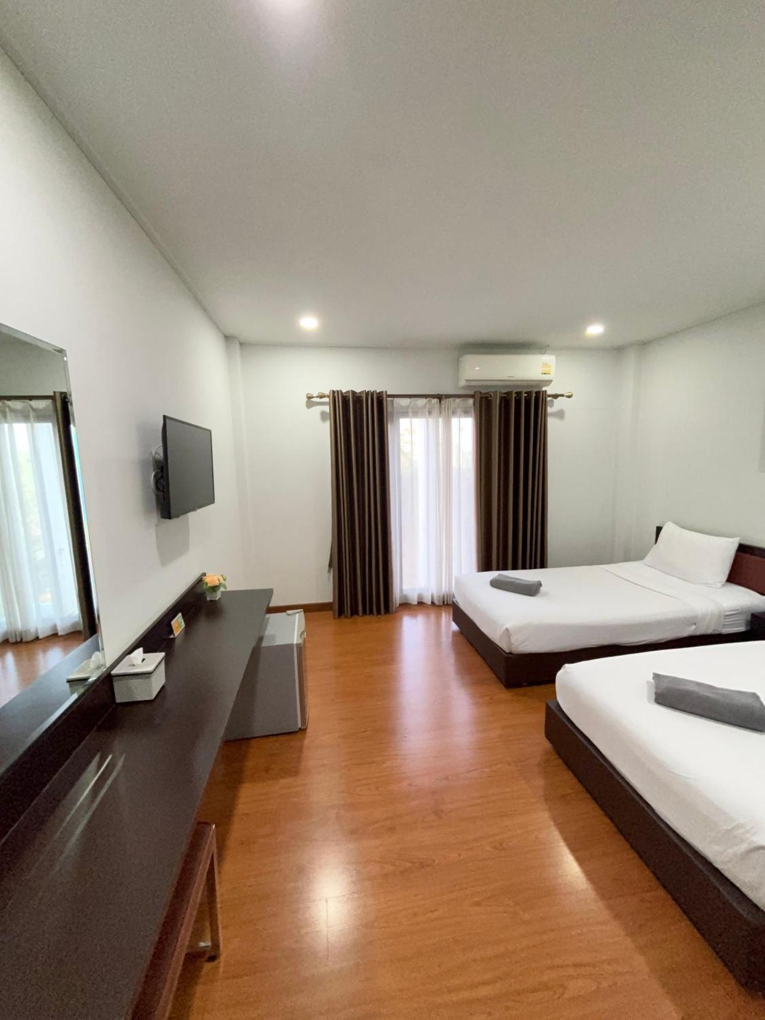 Bordin Hotel 우본라차타니 외부 사진