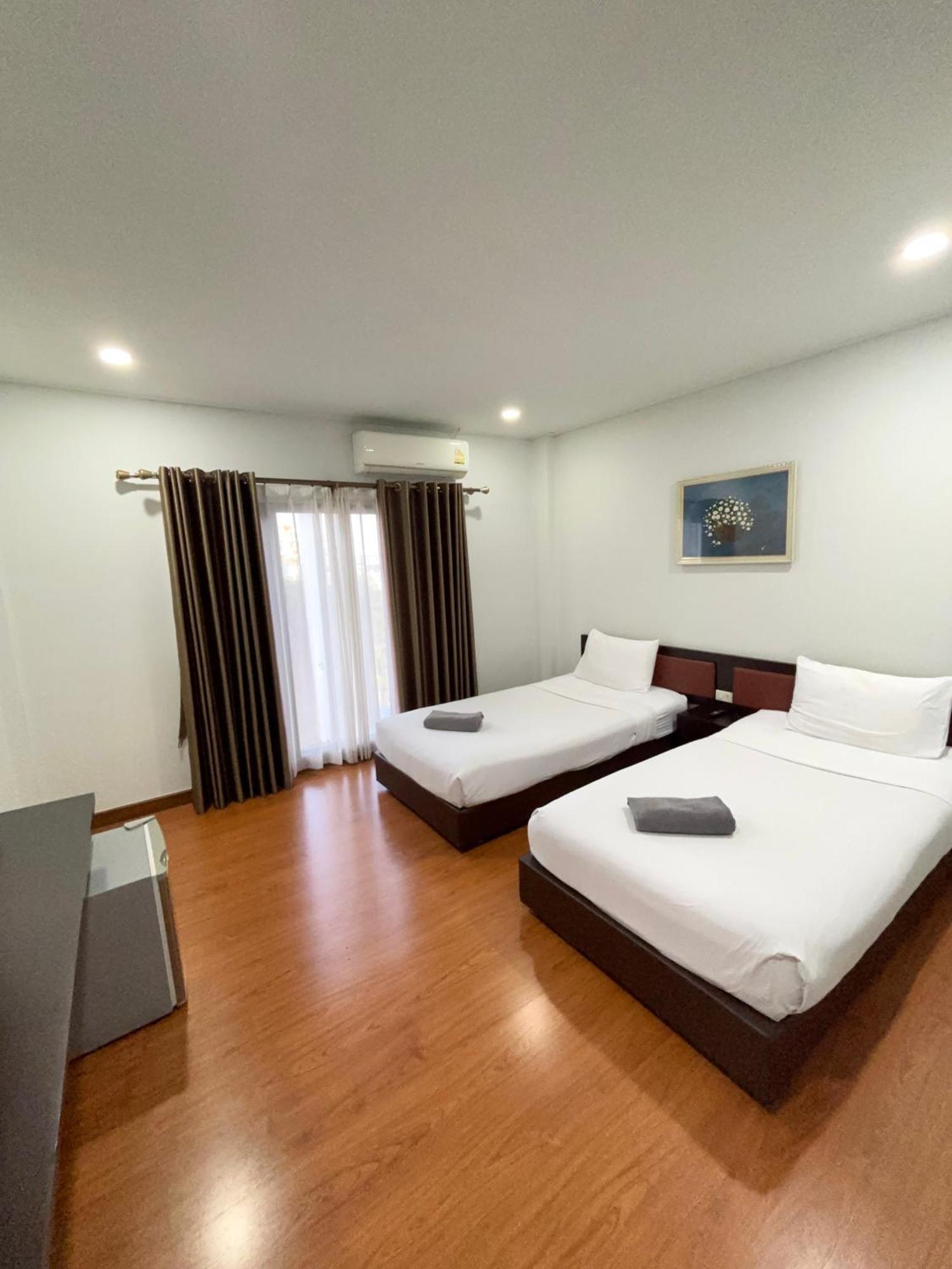 Bordin Hotel 우본라차타니 외부 사진